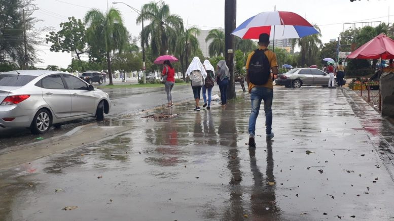 Emiten alerta meteorológica para ocho provincias por sistema frontal