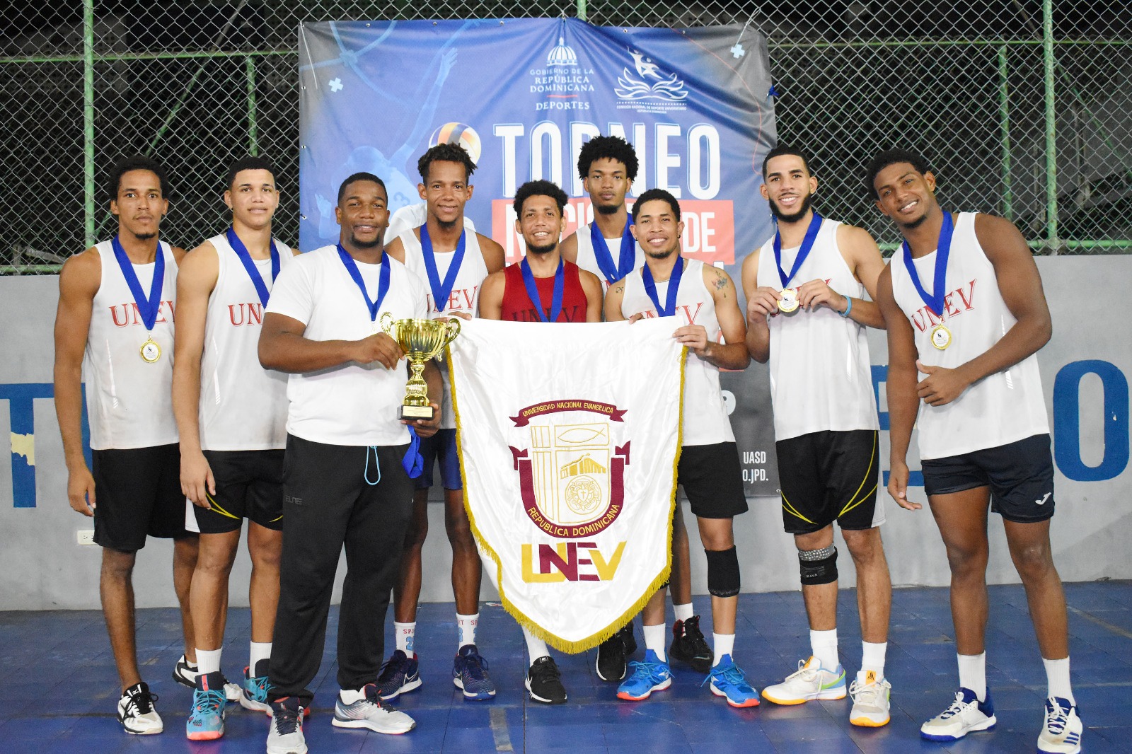 UNEV Y UNAPEC Campeones Torneo Voleibol Universitario RC Noticias