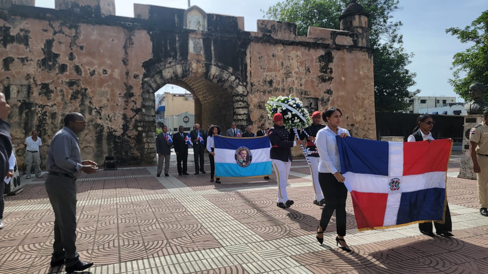 Instituto Duartiano Advierte Que Hay Que Tener Cuidado Con La Ayuda