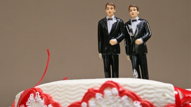Juez de EE.UU. bloquea ley de objeciones a bodas gay en Mississippi