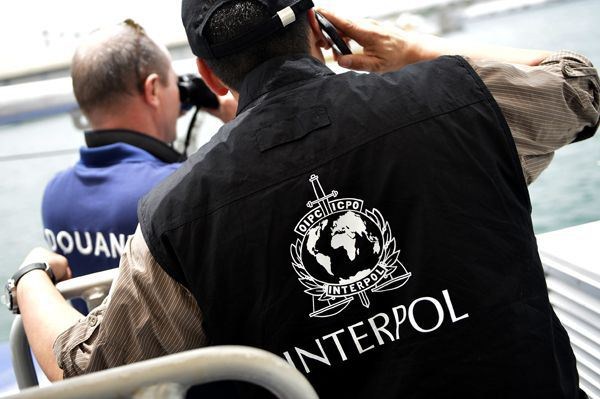 Solicitan "alerta roja" de Interpol para expresidente Martinelli