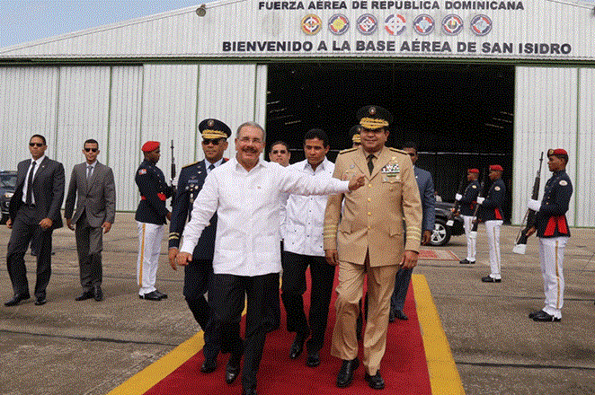Presidente Danilo Medina parte hacia Panamá para asistir a inauguración ampliación del Canal