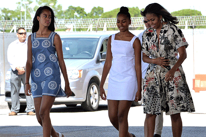 Michelle Obama e hijas salen a África, España, el domingo