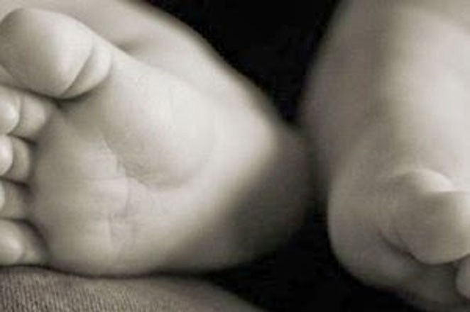 Autoridades investigan circunstancias en las que un bebé murió tras beber leche