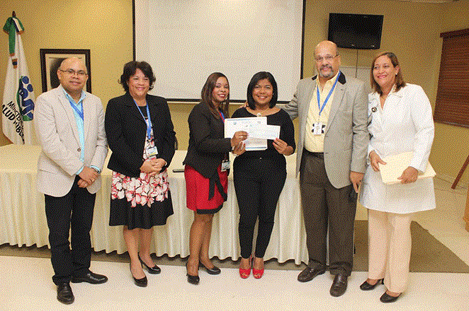 Hospital Ney Arias Lora premia mejores trabajos de la Cuarta Jornada de Enfermería