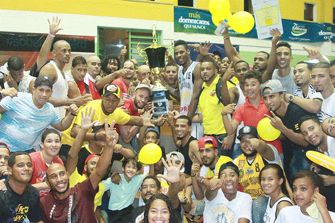 Centro Juvenil Don Bosco campeón del XIII Torneo de Baloncesto Superior de Espaillat