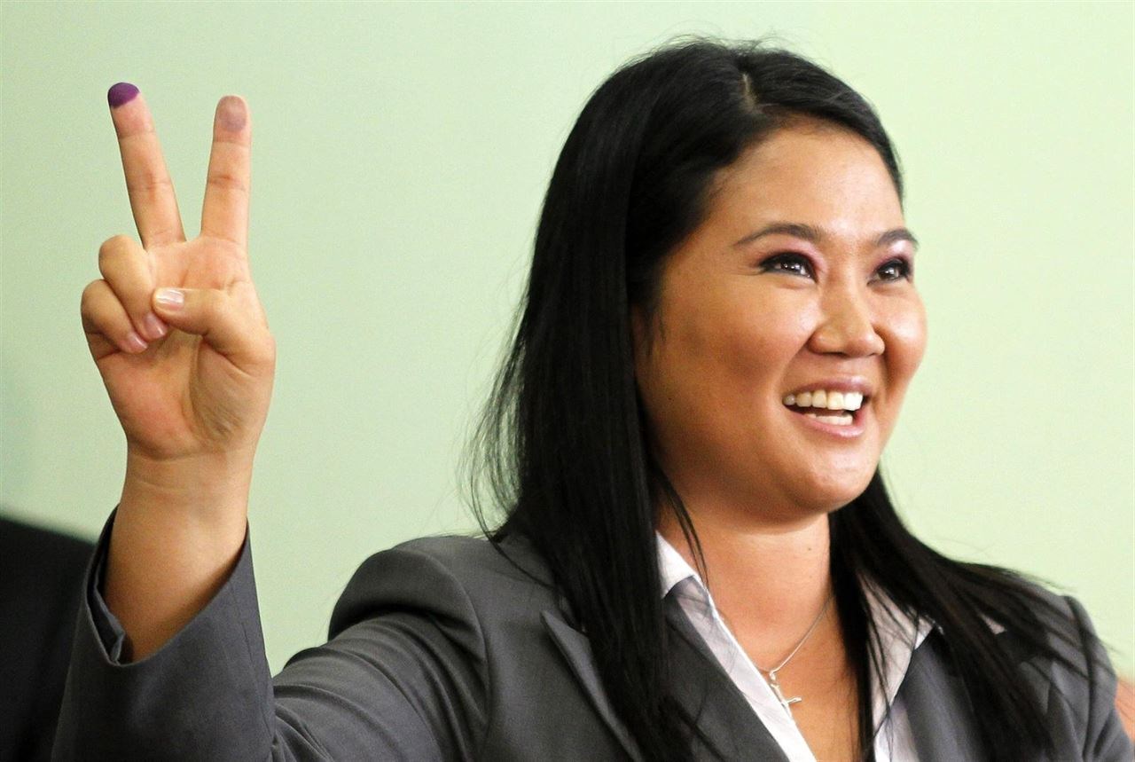 Fujimori gana terreno en ajustado voto presidencial de Perú