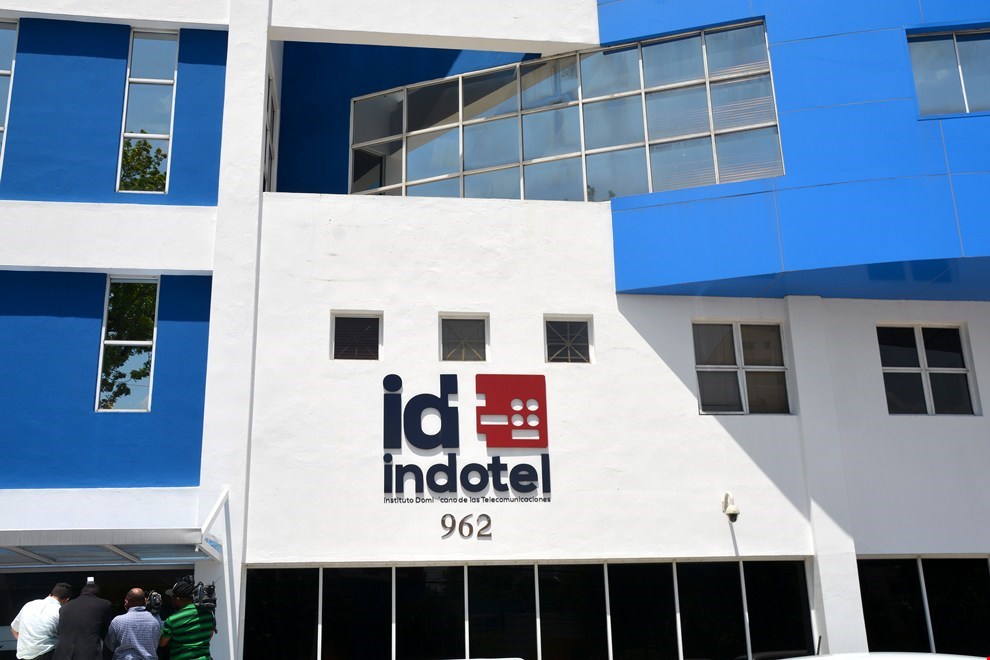 Indotel decide mediante resolución tener reglamento para la compartición de infraestructura de telecomunicaciones