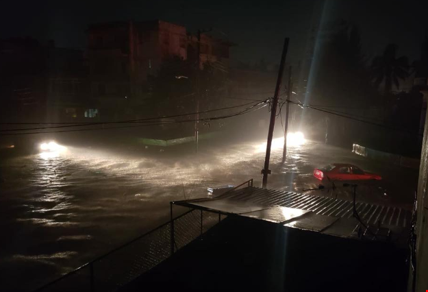 Un fuerte tornado deja al menos 3 muertos y más de 170 heridos en La Habana