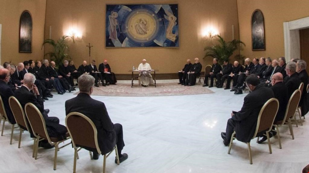 Abusos, el Papa destina media hora a obispos chilenos
