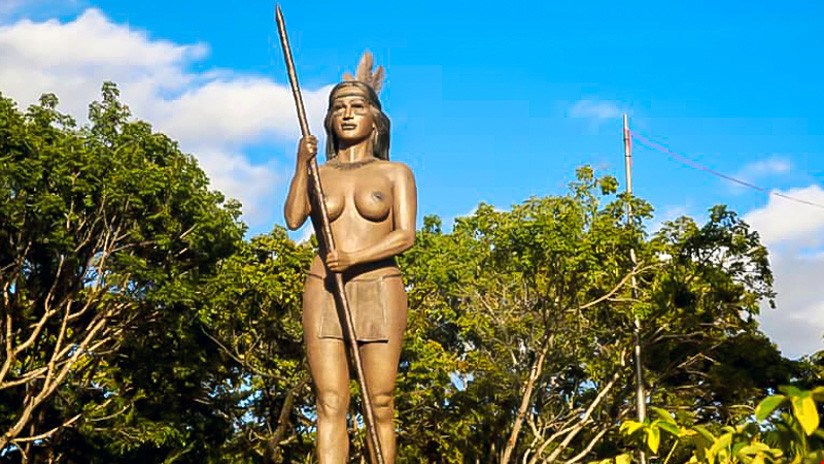 ¿Quién es Apacuana, la indígena cuya escultura en Caracas ha generado comentarios discriminatorios?