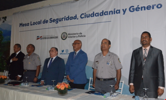 Interior y Policía deja instalada Mesa de Seguridad, Ciudadanía y Género en Villa Altagracia
