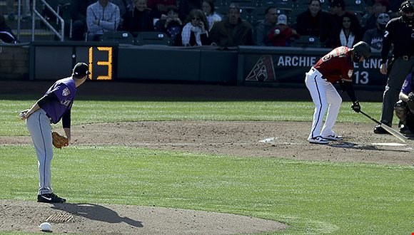 Comienza uso de reloj de lanzamientos en pretemporada de la MLB