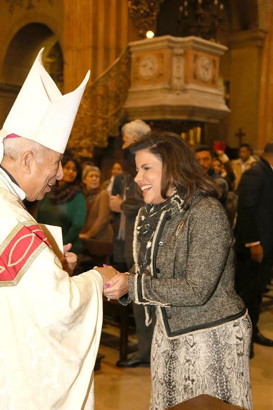 Vicepresidenta encabeza colocación Virgen de la Altagracia en iglesia de Barcelona