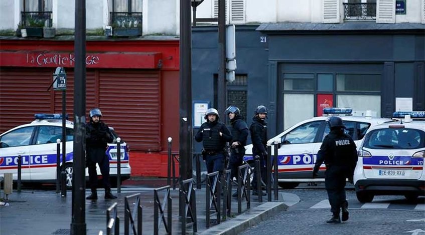 Intentan identificar a autor de ataque yihadista en París