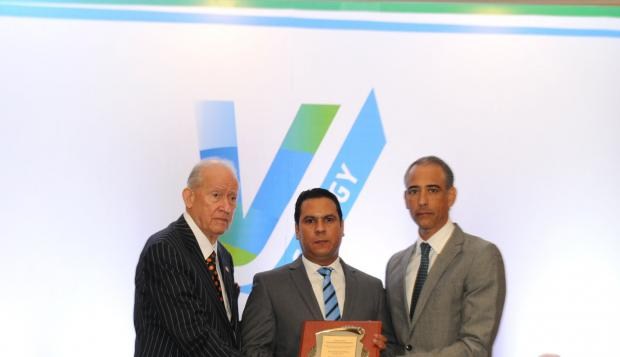V Energy selecciona ganadores de premio Shell Dominicanos Primero