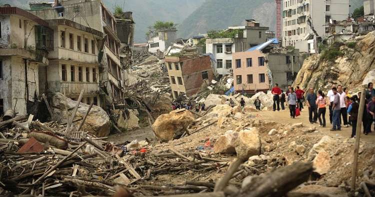 LO ULTIMO: Ecuador despliega miles de efectivos por sismo