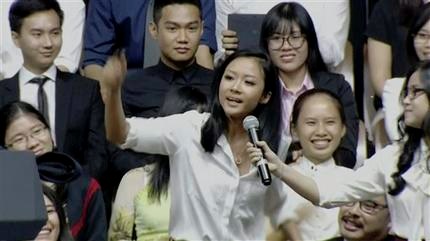 Joven vietnamita rapea con Barack Obama