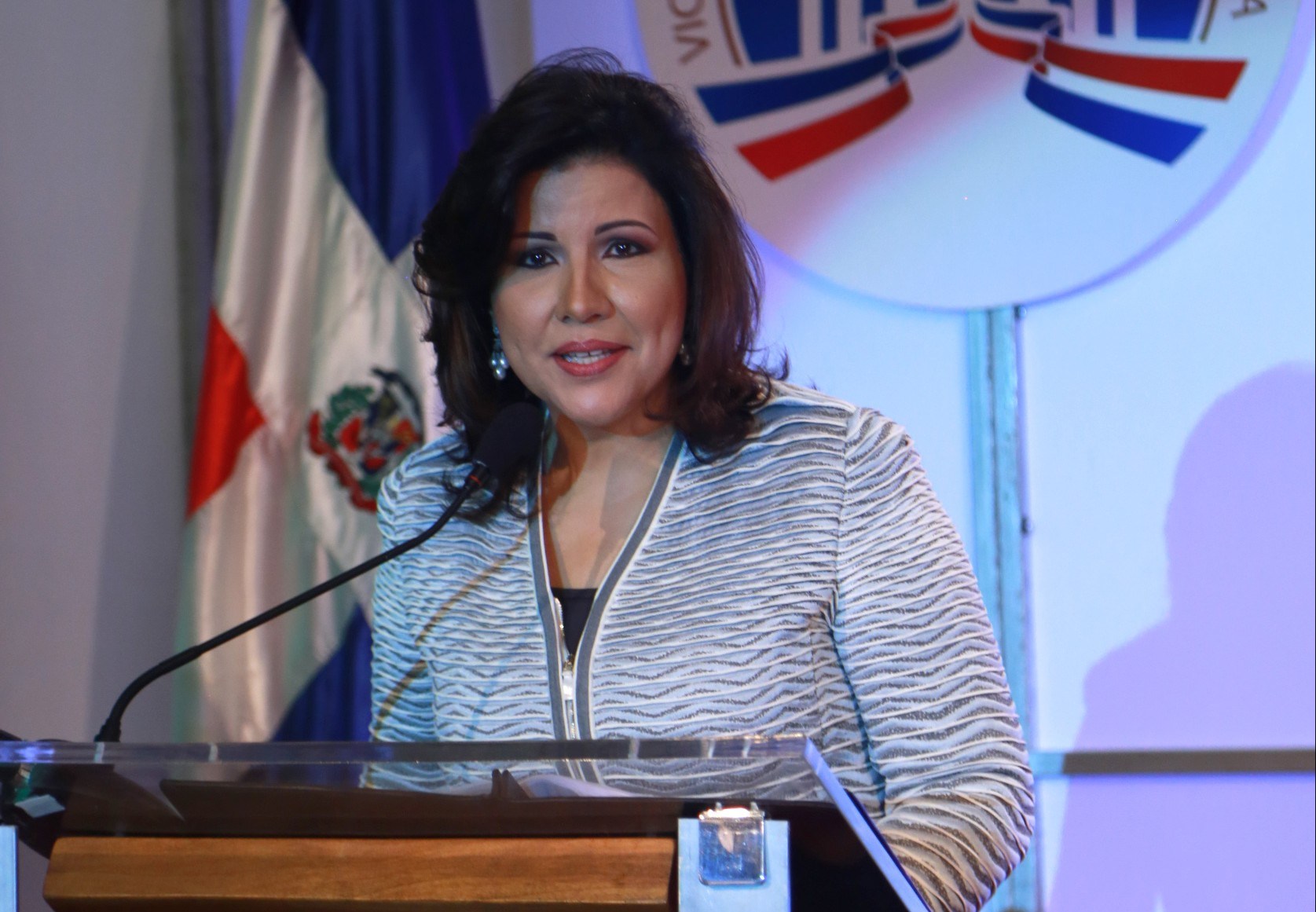 Vicepresidenta disertará sobre equidad de género en Cumbre Mundial