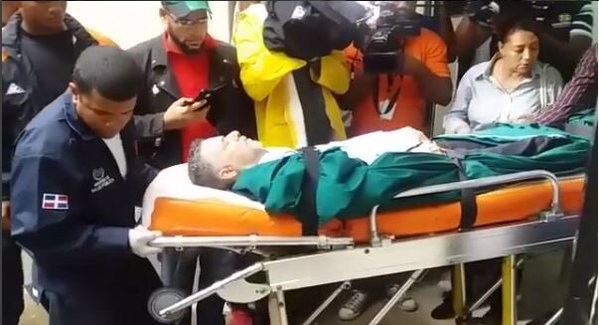 Trasladan de urgencia a Manuel Jiménez a centro médico tras seis días en huelga de hambre