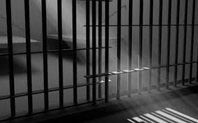 Imponen prisión preventiva contra dos hombres implicados en pornografía infantil