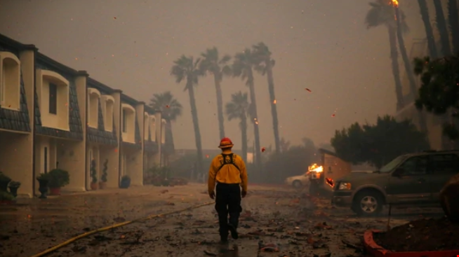 Cifra de muertos por los incendios en California subió a 23
