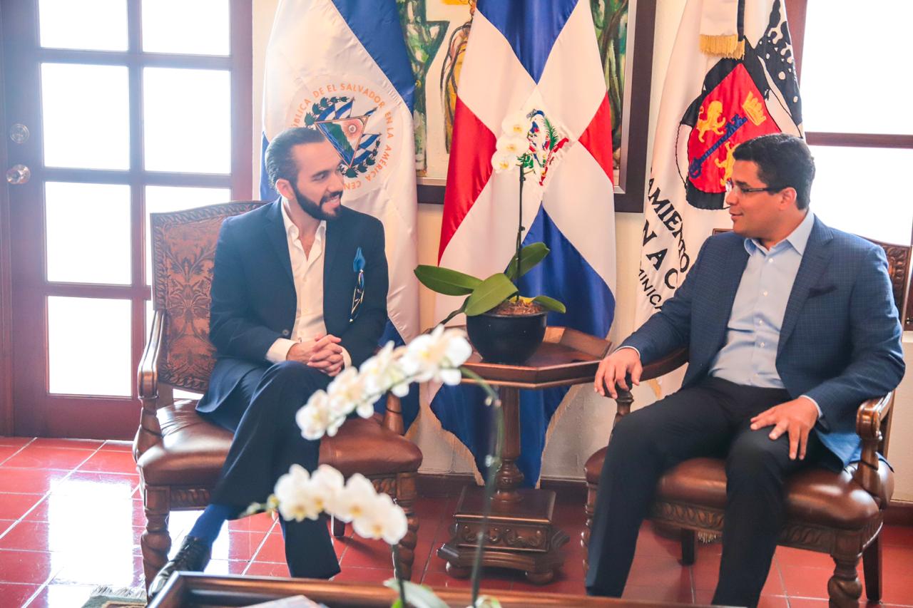 Presidente del Salvador realiza visita al alcalde David Collado