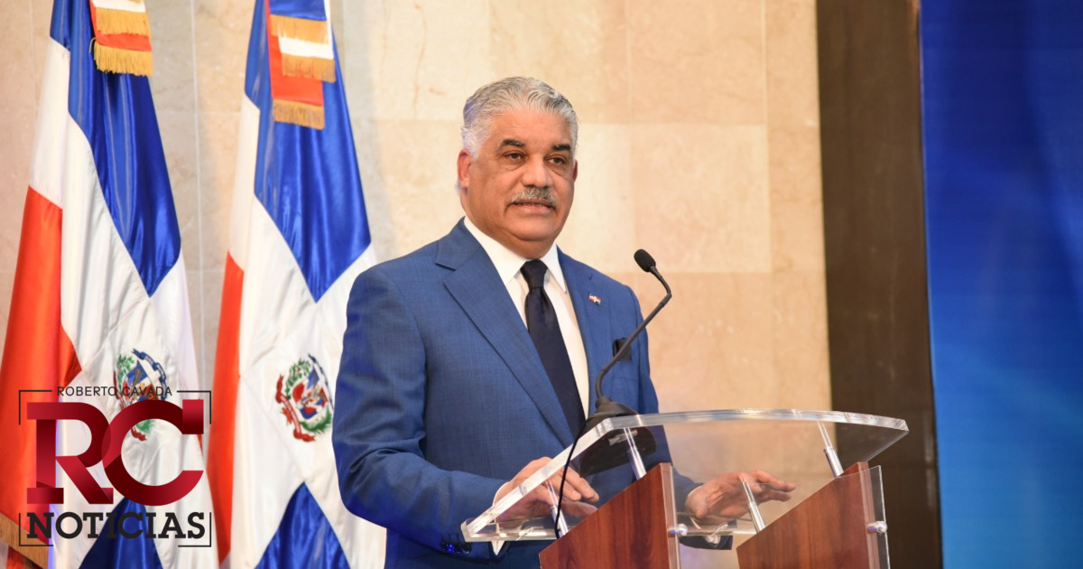 PRD ratifica a Miguel Vargas como su presidente