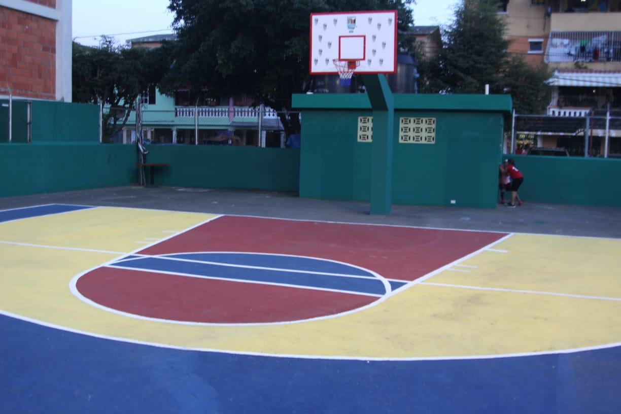 ASDE reconstruye  complejo deportivo y cultural, Ciudad El  Almirante
