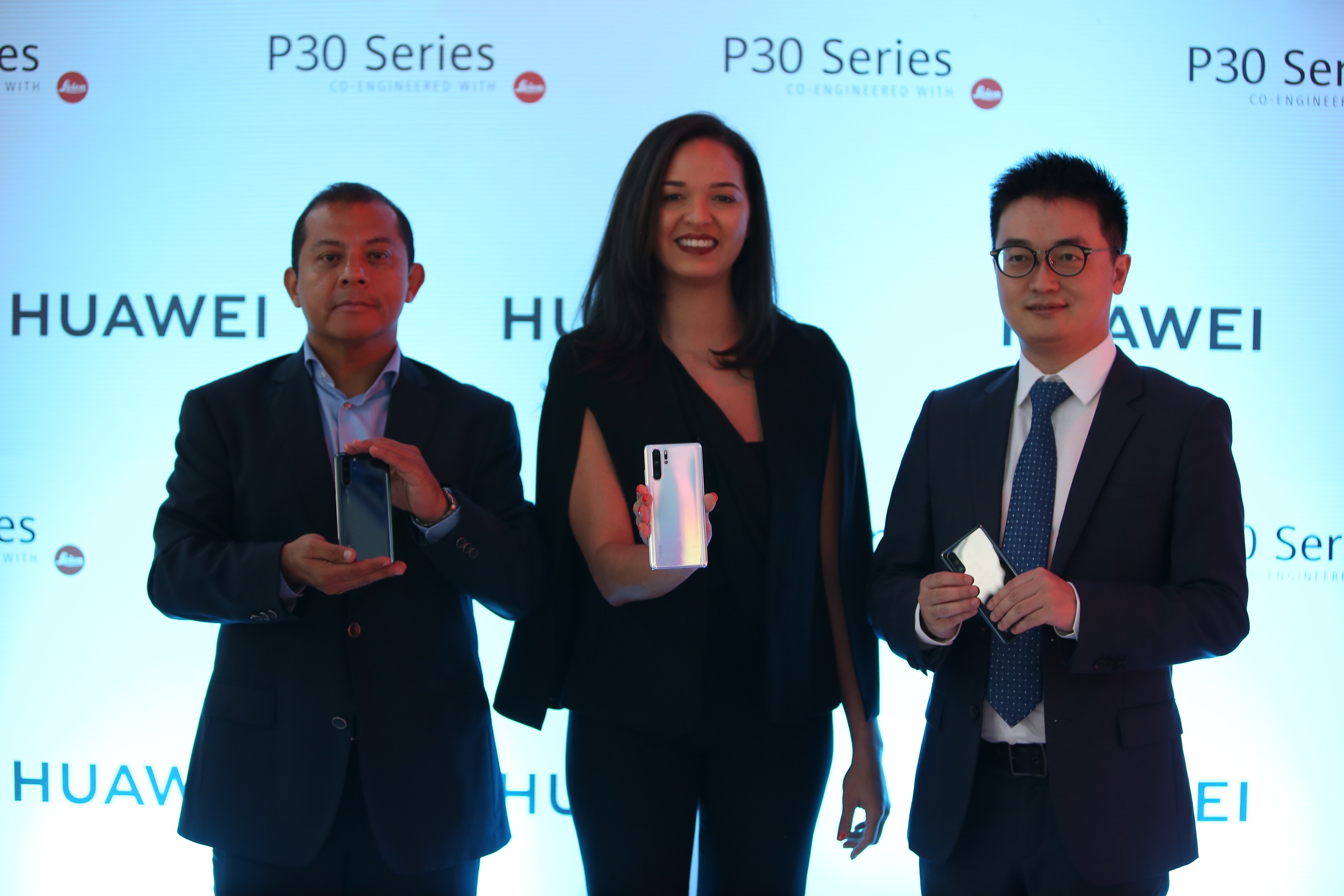 Huawei presentó al mercado dominicano la nueva serie Huawei P30