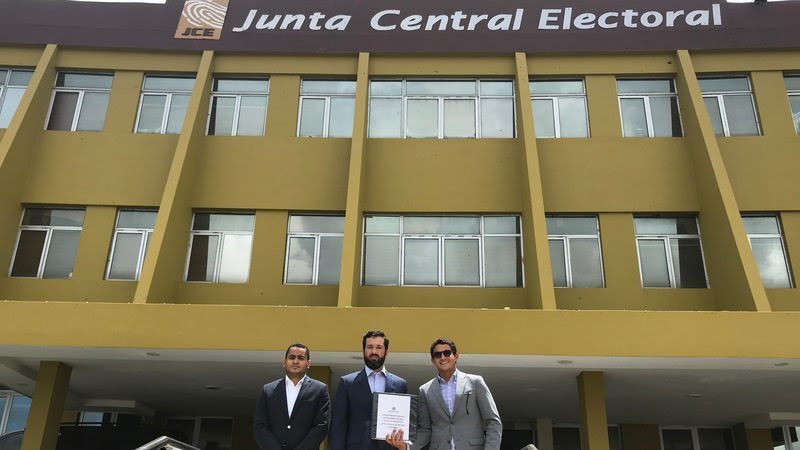 Centro Juan XXIII deposita en JCE petición ciudadana para eliminación del voto de arrastre