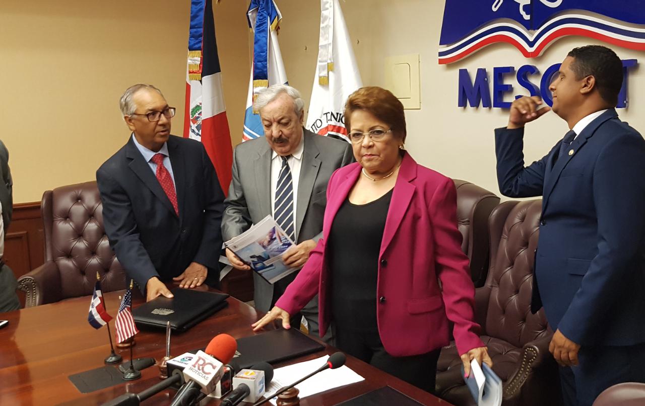 MESCYT, Metropolitan International University (MIU) y el  Instituto Técnico Superior Comunitario firman convenio beneficiará egresados ITSC