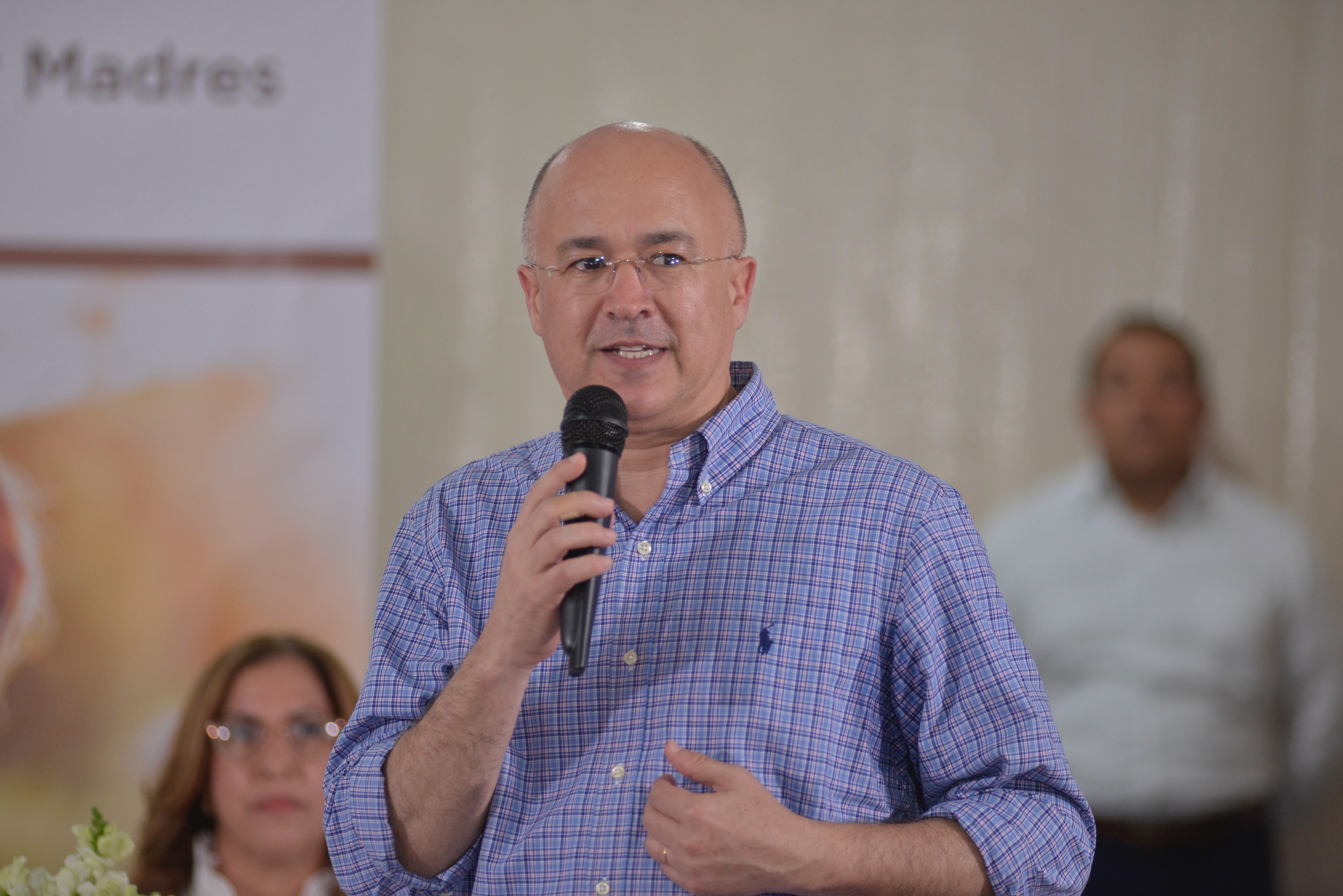 Francisco Domínguez Brito reitera renovar el PLD