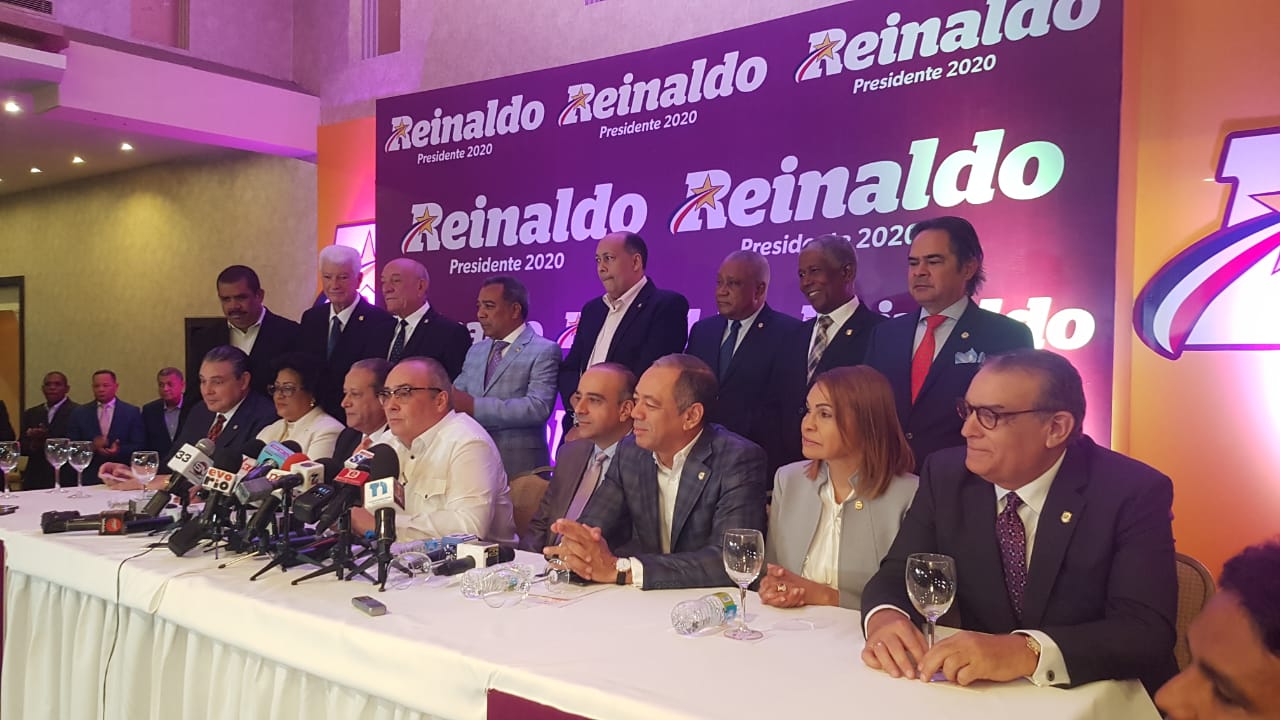 (Video): Senadores danilistas respaldan aspiraciones presidenciales de Reinaldo Pared Pérez