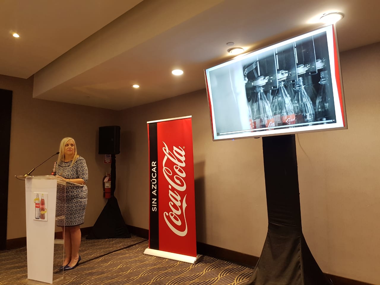 Coca-Cola lanza campaña "Vivamos más Retornable"