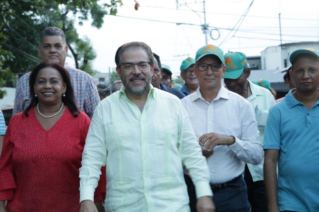 Guillermo Moreno recorre sectores con precandidato-as AlPaís