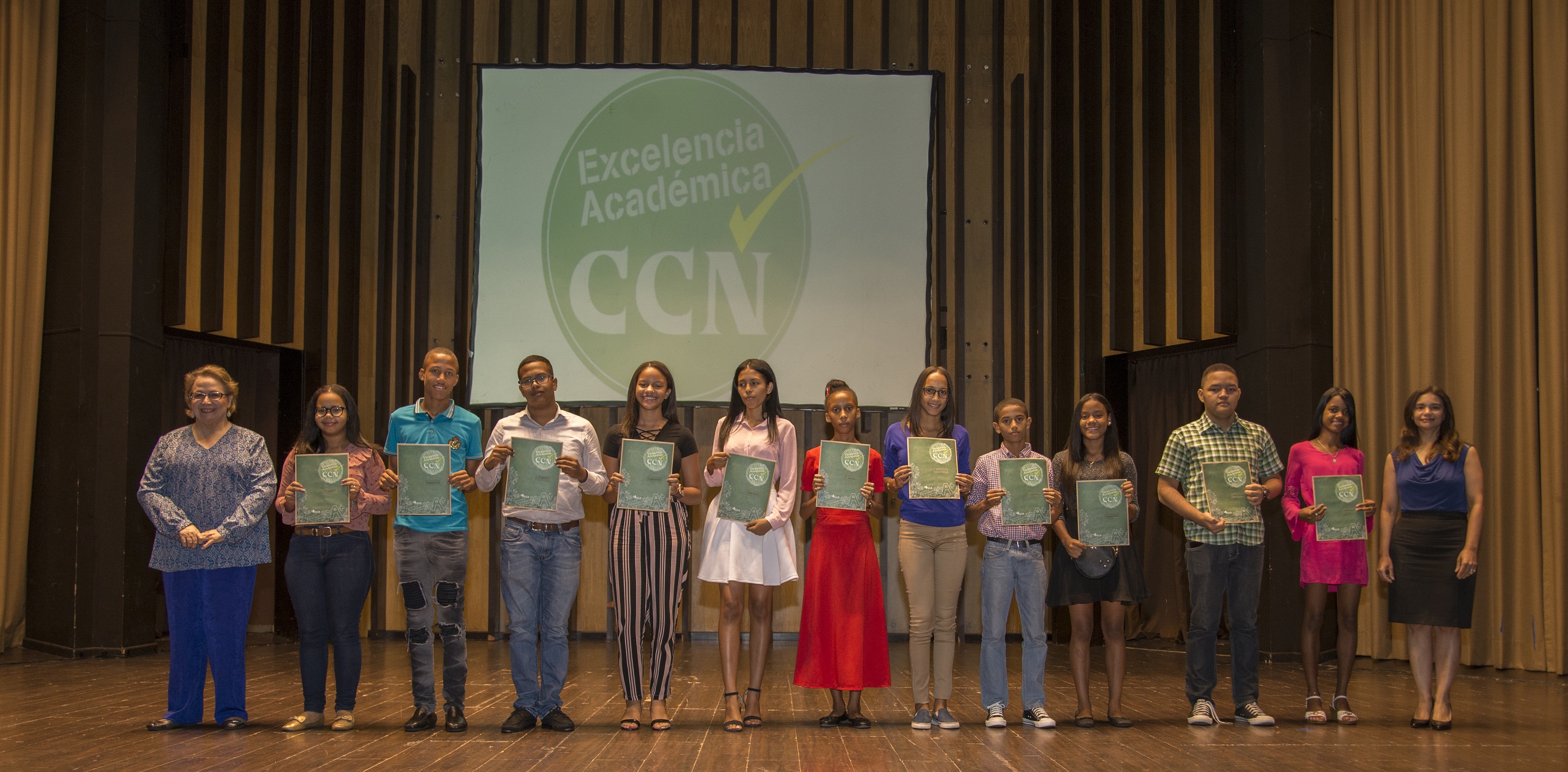 Centro Cuesta celebra la 16ta. Edición de la premiación Excelencia Académica