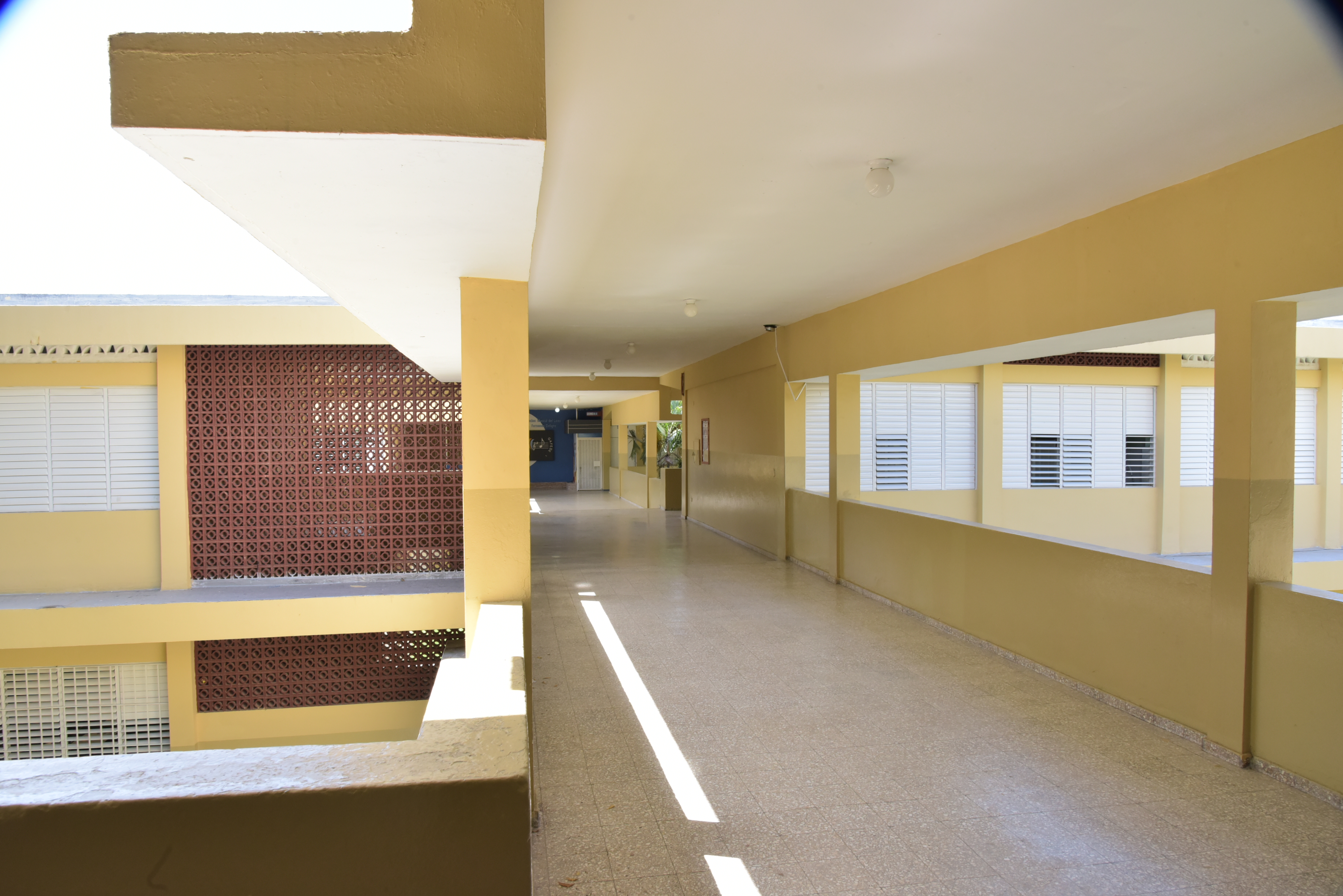 Minerd entrega remozados Centro Educativo Punta de Garza y Liceo Gastón Fernando Deligne en SPM