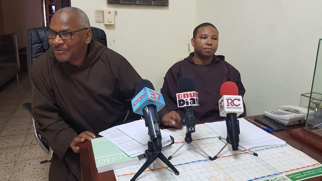 (Video): Frailes Capuchinos: “El país está sumergido en la seguridad ciudadana”