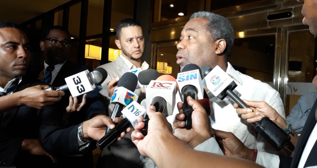 (Video): Tony Peña Guaba asegura que son los precandidatos del PLD los que violan la Ley de Partidos
