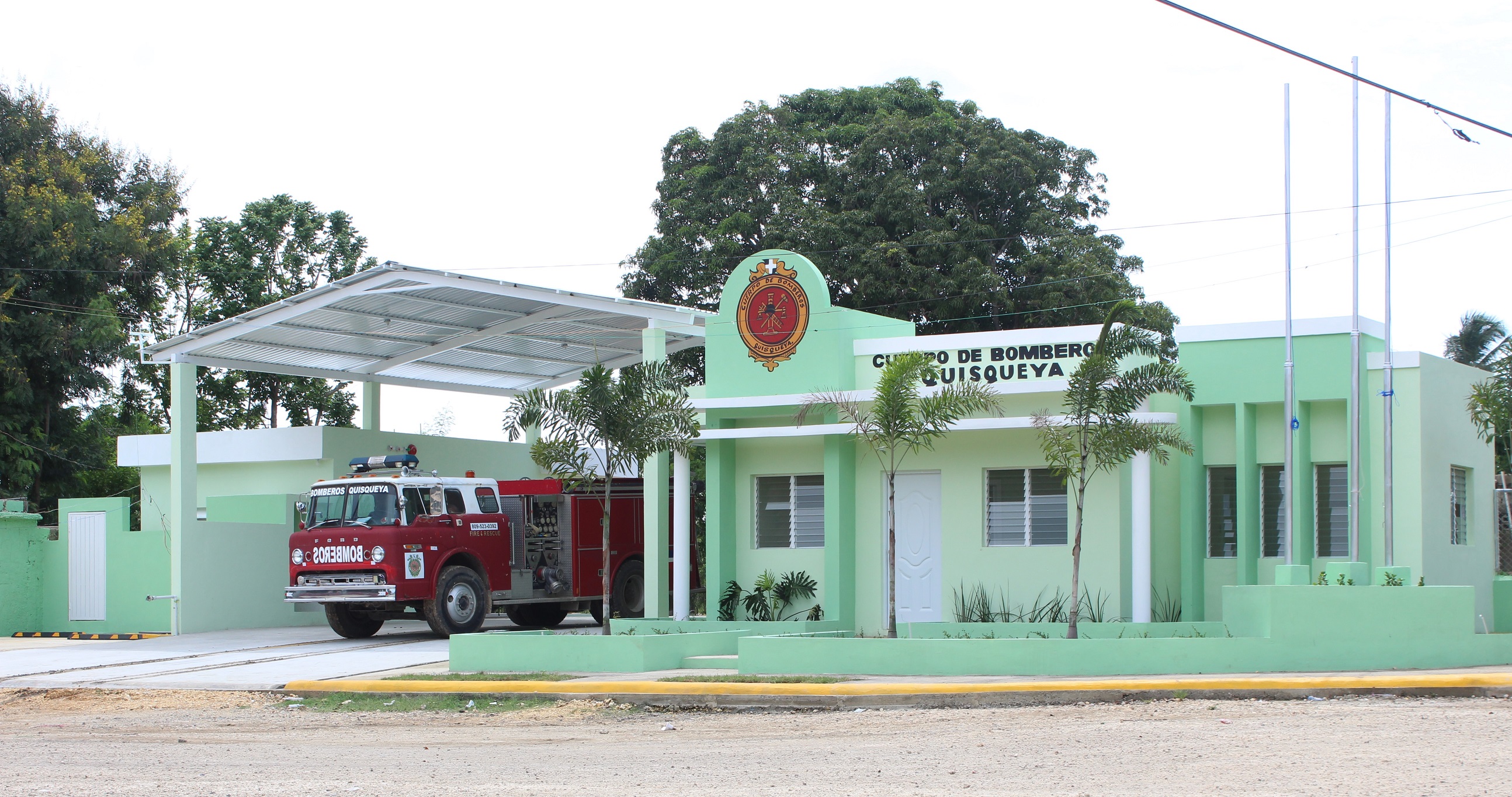 EGE Haina dona estación de bomberos al municipio Quisqueya en San Pedro de Macorís
