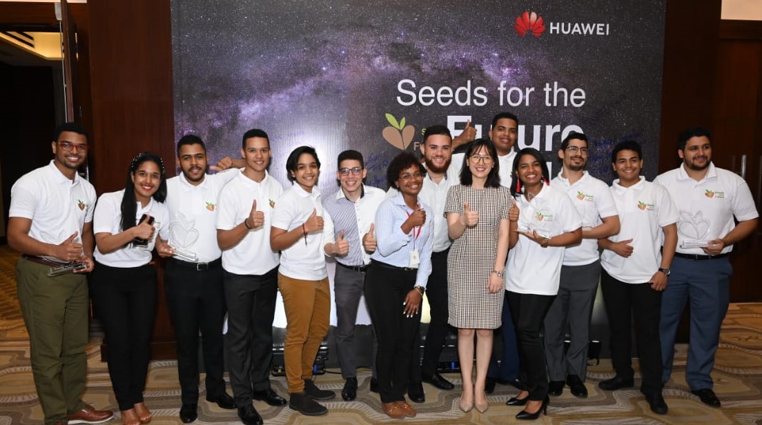 Huawei presenta jóvenes ganadores del programa Semillas para el Futuro 2019