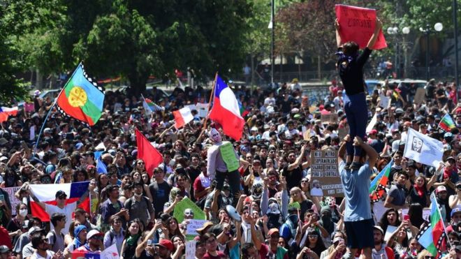 Protestas en Chile: 5 posibles escenarios para salir de la crisis más profunda desde el régimen de Pinochet
