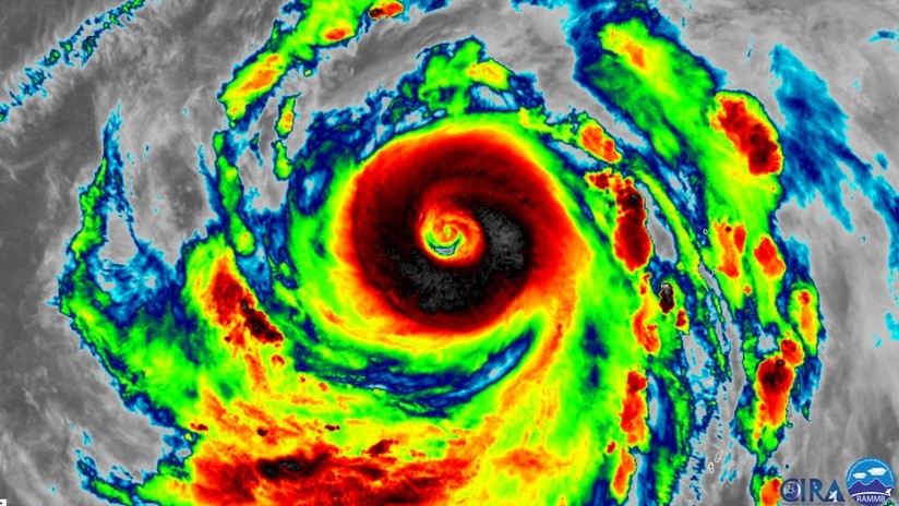 "De momento, la tormenta más potente en la Tierra": "Violento" supertifón Hagibis se dirige hacia Japón