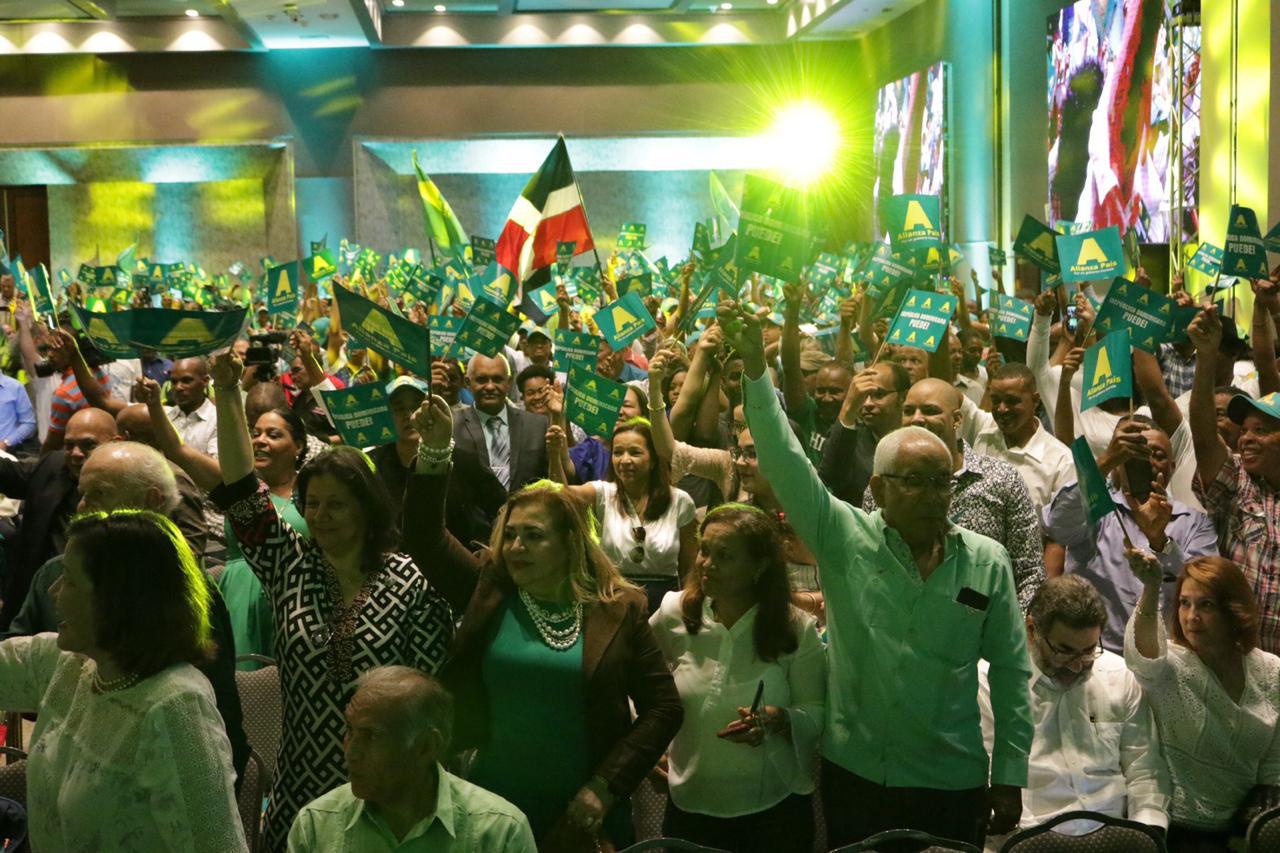 Alianza País celebra convención para elección de candidaturas