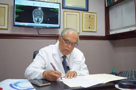 Neurocirujano Pedro Pablo Díaz dará conferencia por el  Día Mundial del Ataque Cerebral