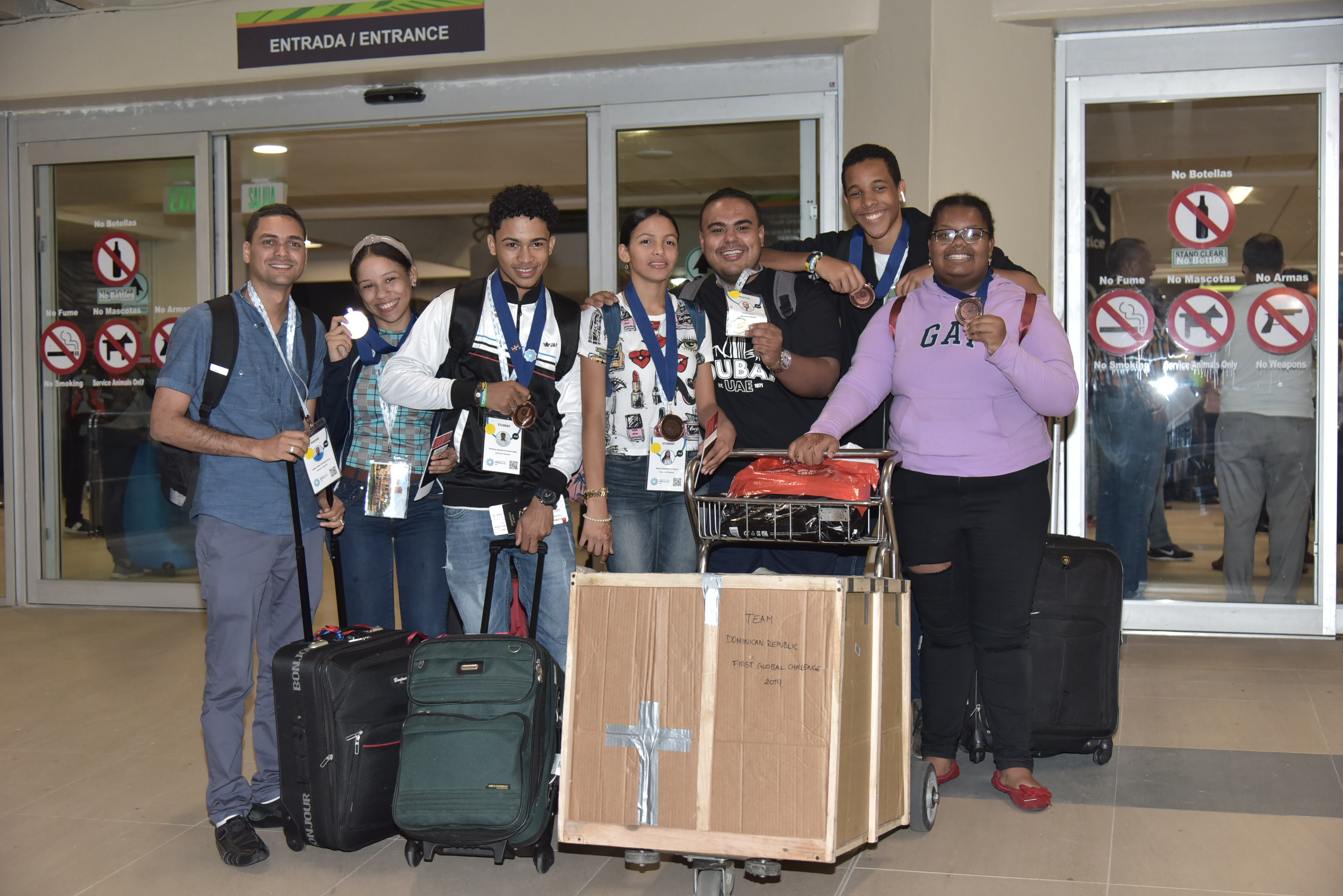 Estudiantes dominicanos ganan medalla de bronce en la Competencia Mundial de Robótica 2019 celebrada en Dubái