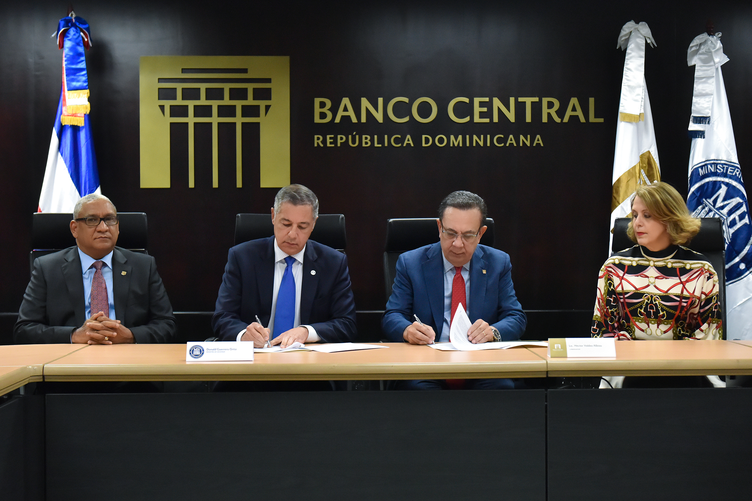 Banco Central y Ministerio de Hacienda acuerdan memorando de entendimiento para nueva Ley de Recapitalización