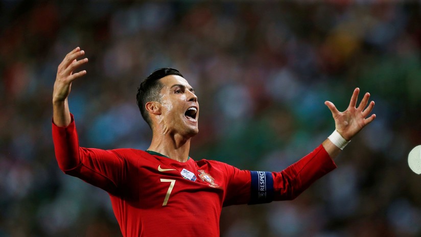 VIDEO: Cristiano Ronaldo anota de sombrero el gol que lo acerca a los 700 tantos profesionales