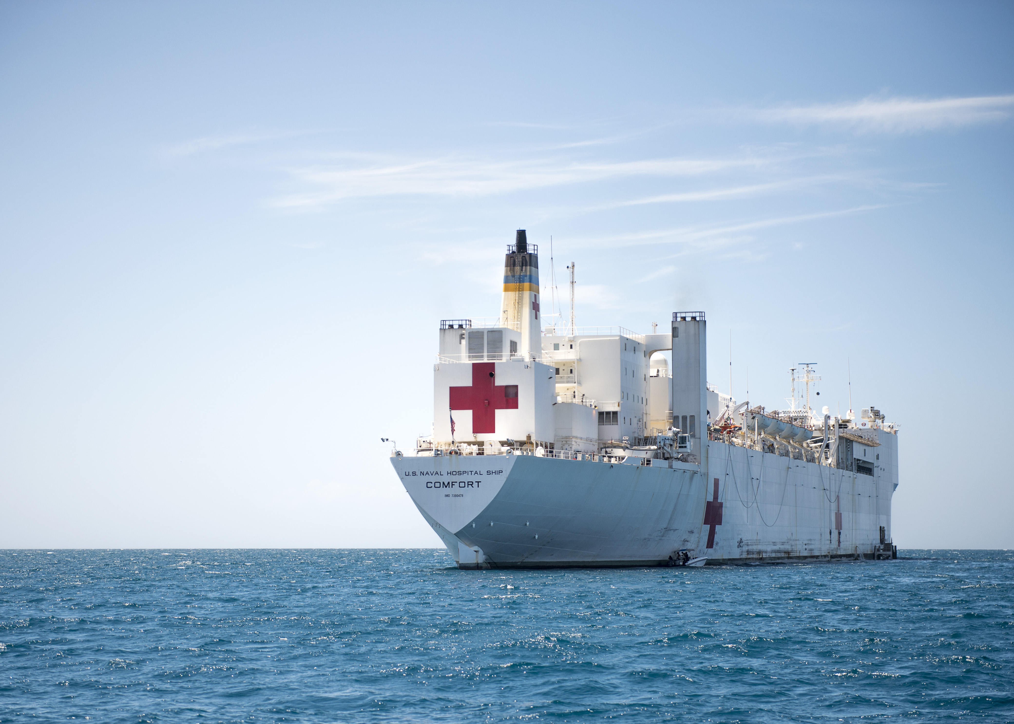 Embajada de los EE.UU. y Ministerio de Defensa anuncian llegada buque hospital Comfort a RD